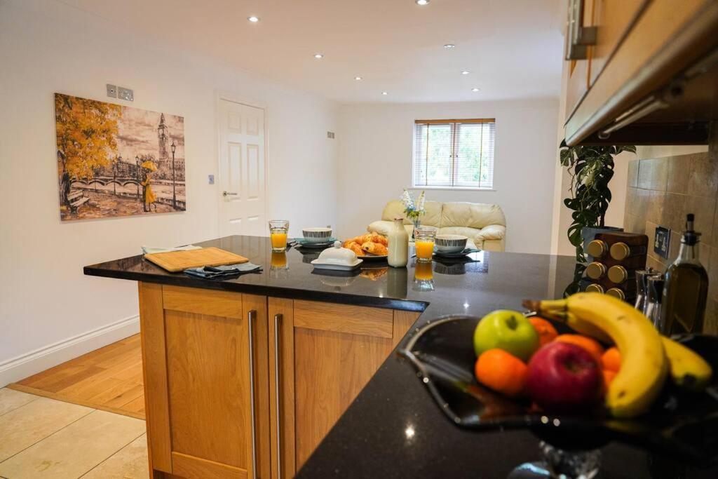 Large 4-Bed House For Up To 7 Guests W 2X Parking Βίλα Οξφόρδη Εξωτερικό φωτογραφία