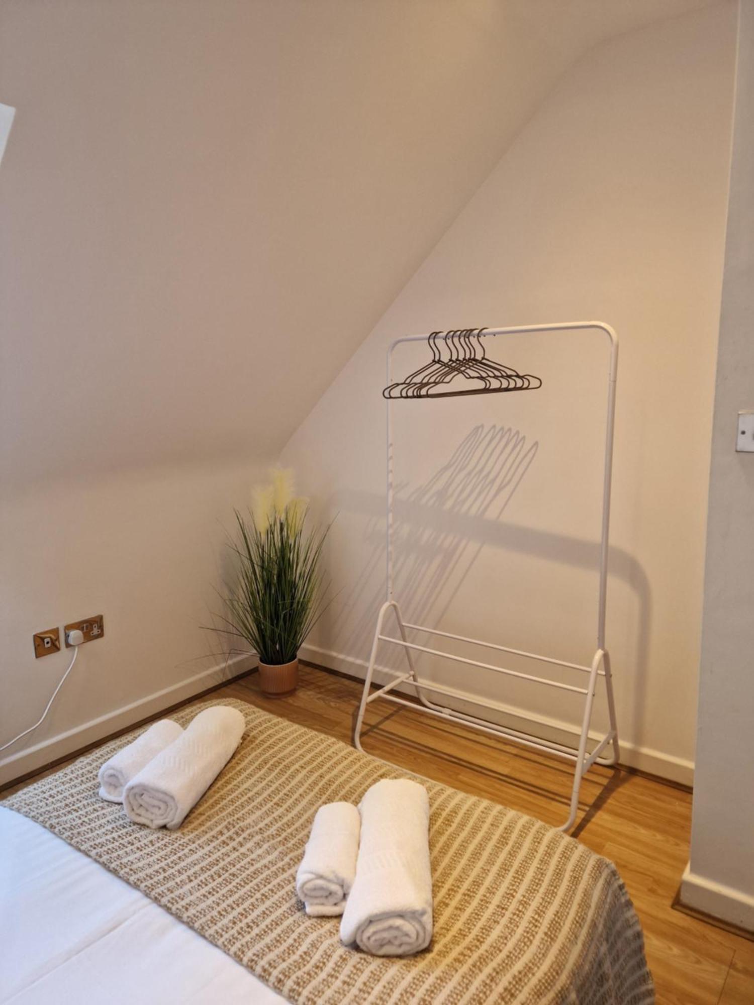 Large 4-Bed House For Up To 7 Guests W 2X Parking Βίλα Οξφόρδη Εξωτερικό φωτογραφία